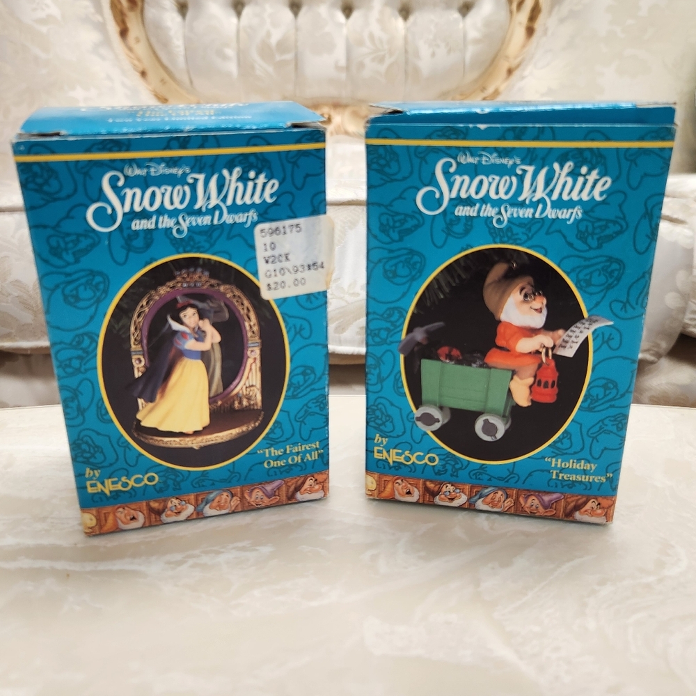 2 Enesco Snow White & the Seven Dwarfs Christmas Ornaments